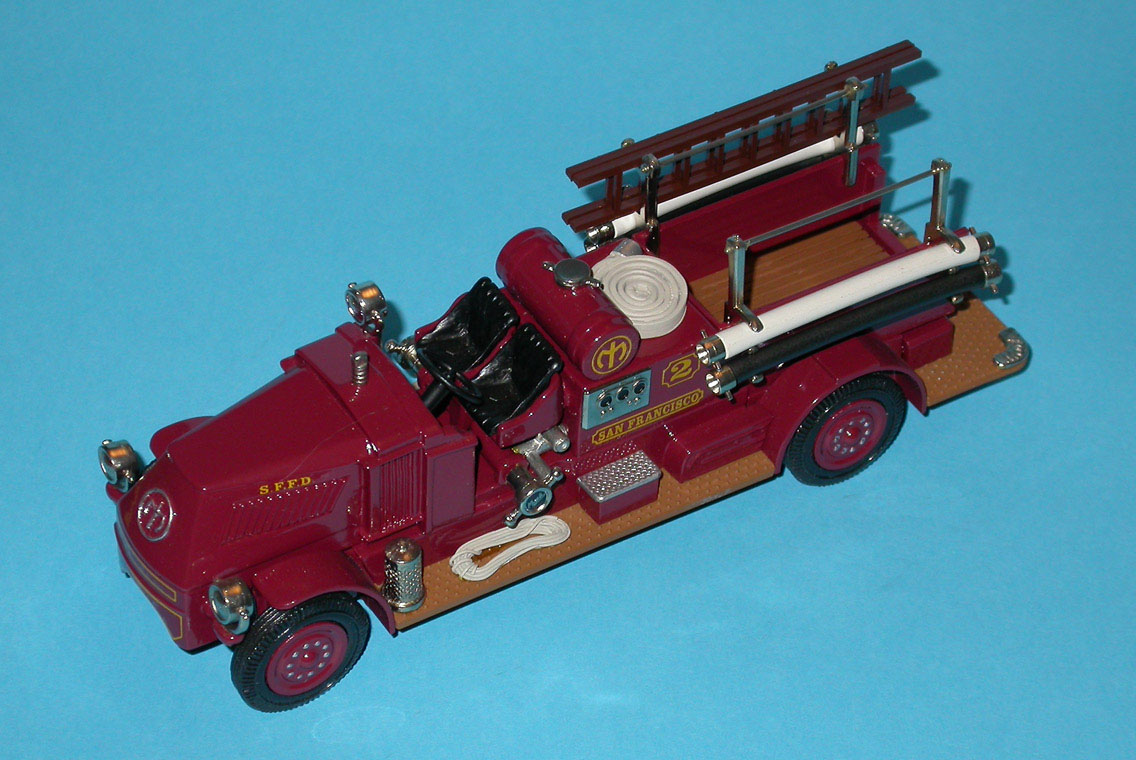 Ashton Models: 1927 Mack AP Fire Pumper 'San Francisco' (AH68G) in 1:43scale